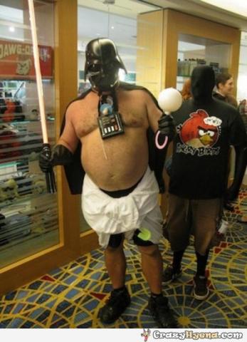 fat-darth-vader-guy-wrong-pic.jpg