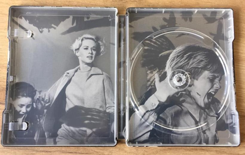 The-Birds-steelbook-2-1.thumb.jpg.509b6bbb8bc6518fe483653a68de5137.jpg