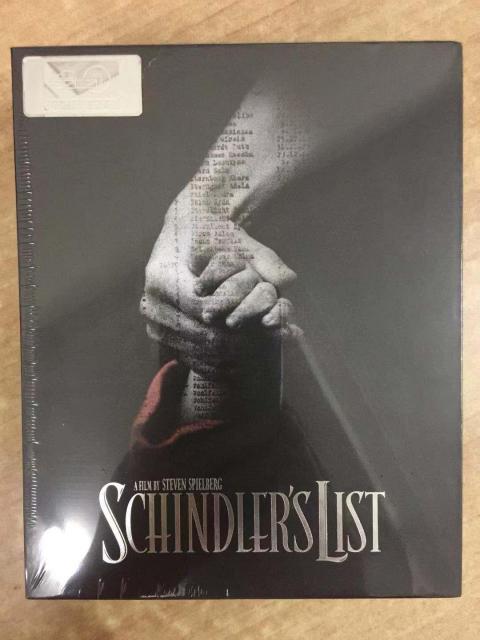 505858265_Schindlerlisthdzeta.thumb.jpg.3d7b143843929350e0d80c9804dc7dcc.jpg