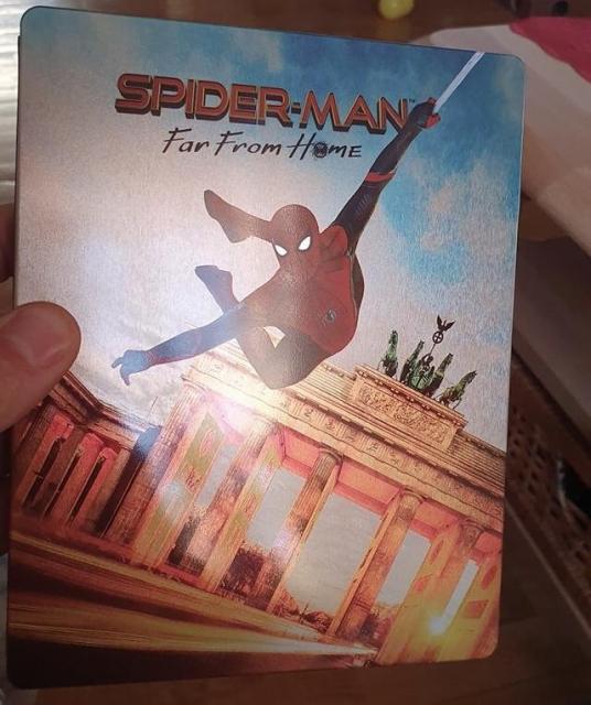 Spider-man-Far-From-Home-steelbook-DE-1.jpeg