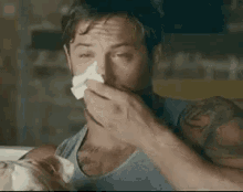 tenor-6.gif.13a71813a20f6fd73055a03ee51ac77d.gif