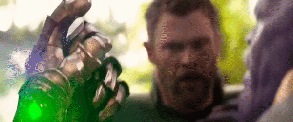 SelfishCreativeEskimodog-small-1.gif.e3771455c8c3d0bb2c3650c4c73281be.gif