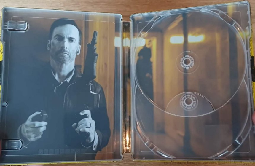 Nobody-steelbook-6-1536x1000.thumb.jpg.47291d0f5446fc57bc5ff4c333a3789d.jpg