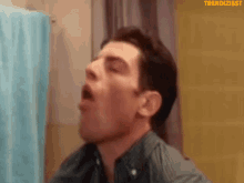 throw-up-dry-heave.gif.2e80f2609a0e7c69bb94e5e90372719c.gif