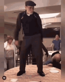 dancing-flossing.gif.d8e7cf85fbd41970072d4df0807eed04.gif