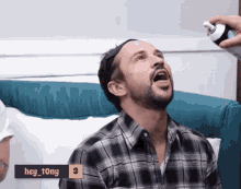 t0ny-hey_t0ny.gif.a91471626ab617a26ddd8e37eab97fe5.gif