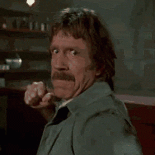 punch-beating.gif.10a6486e9bbb9d31ff8f94278d0a61a6.gif