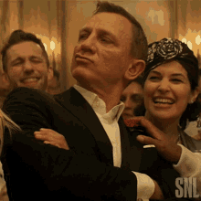 smug-daniel-craig.gif.b4fb00fa07599e9c71a4860cebbbf459.gif